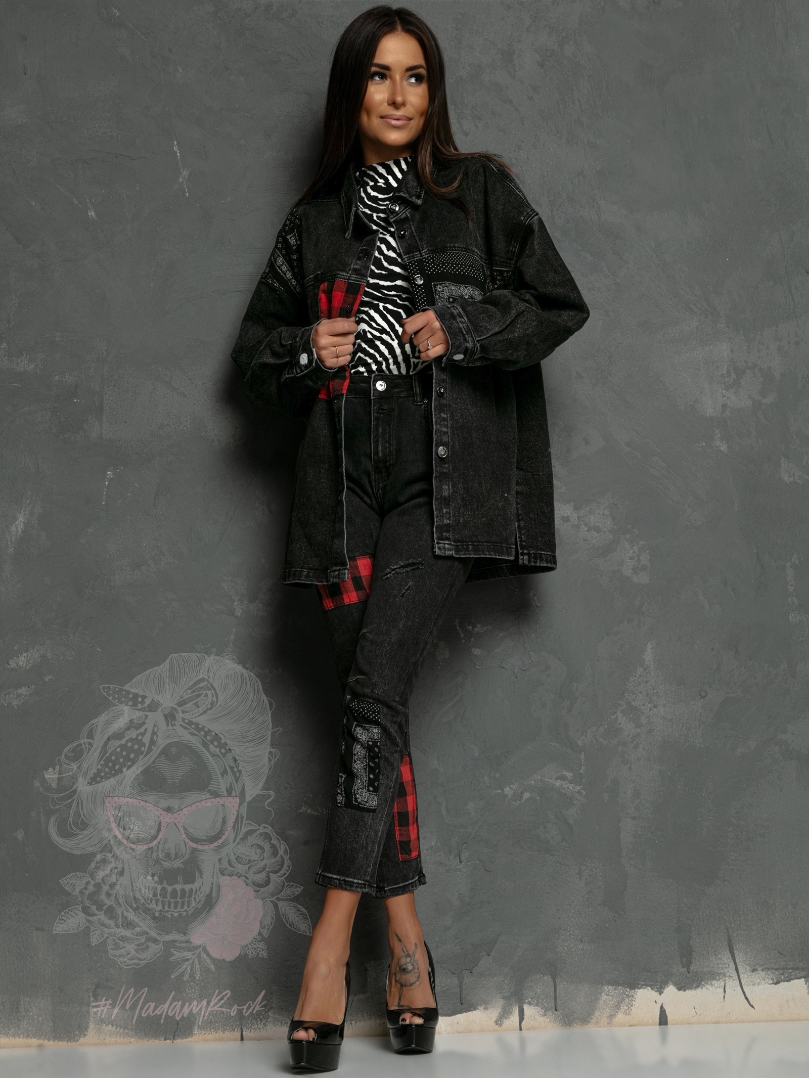 Spodnie rurki Moonwash czarne bandamka