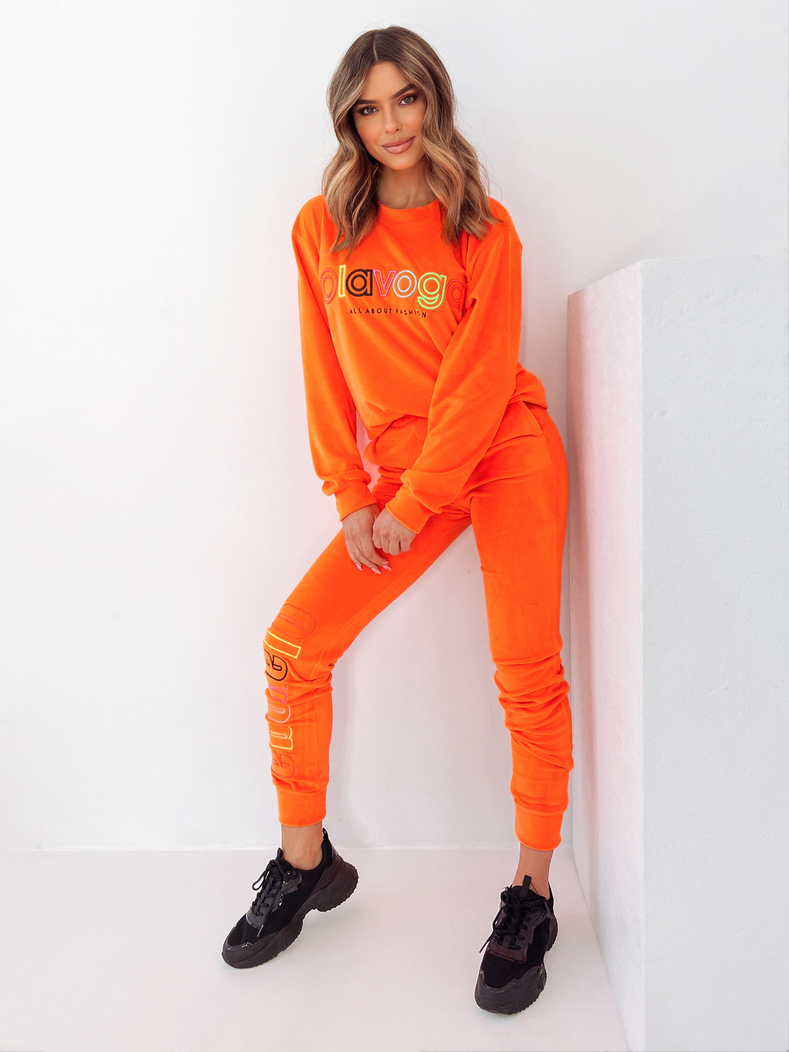 Komplet welurowy O'la Voga Made neonowy pomarańczowy