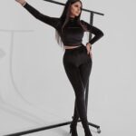 Komplet welurowy Anaya Ola Voga czarny