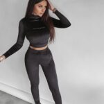 Komplet welurowy Anaya Ola Voga czarny