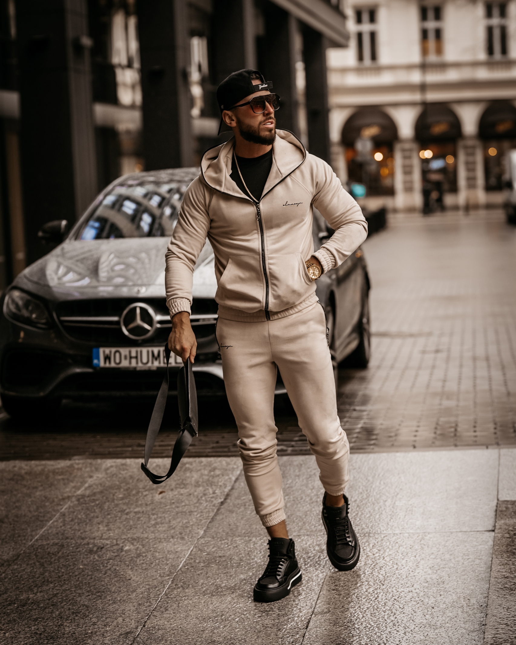 Komplet zamszowy męski Jack Ola Voga beżowy