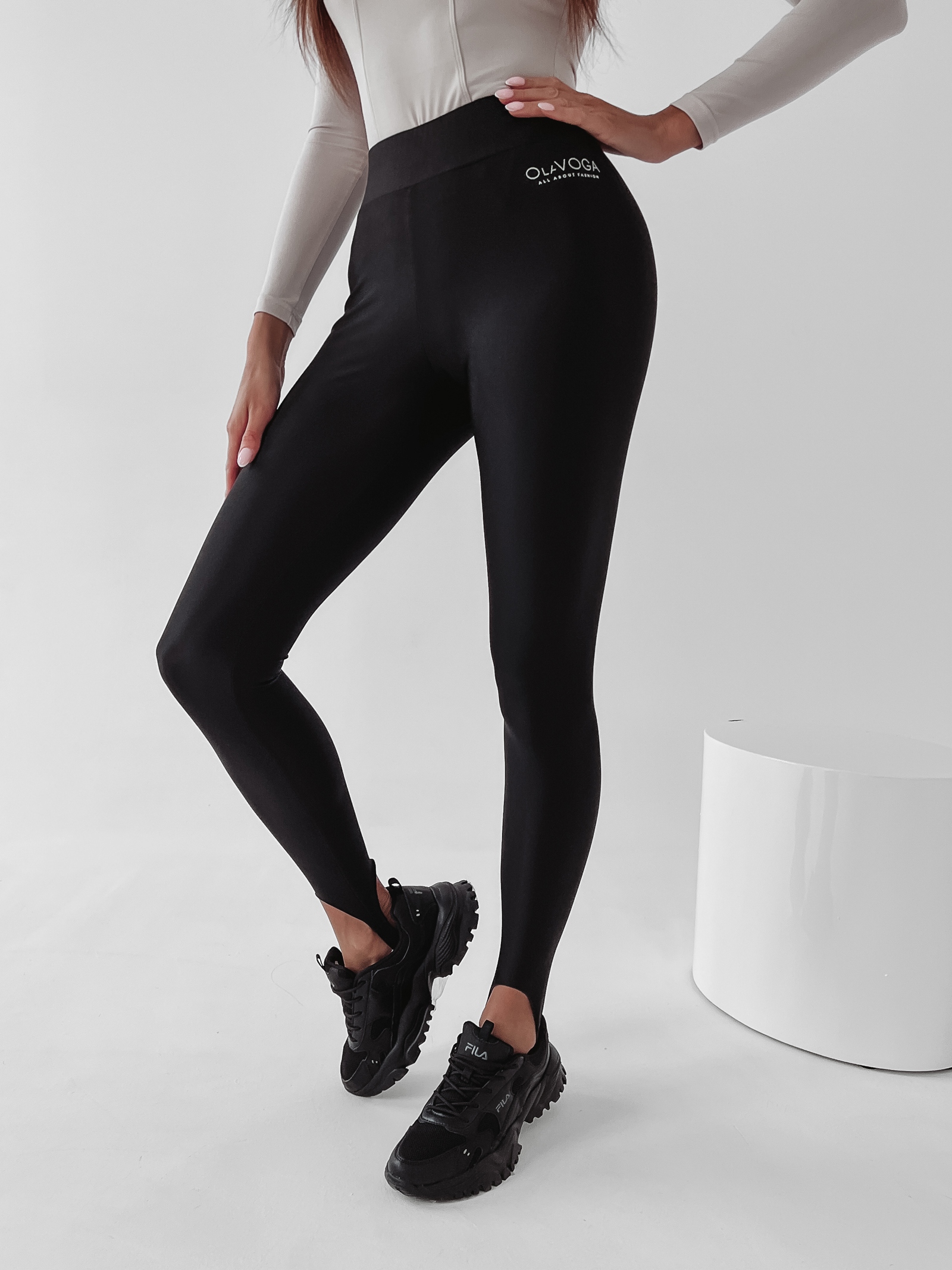 Legginsy połyskujące Harper Ola Voga czarne