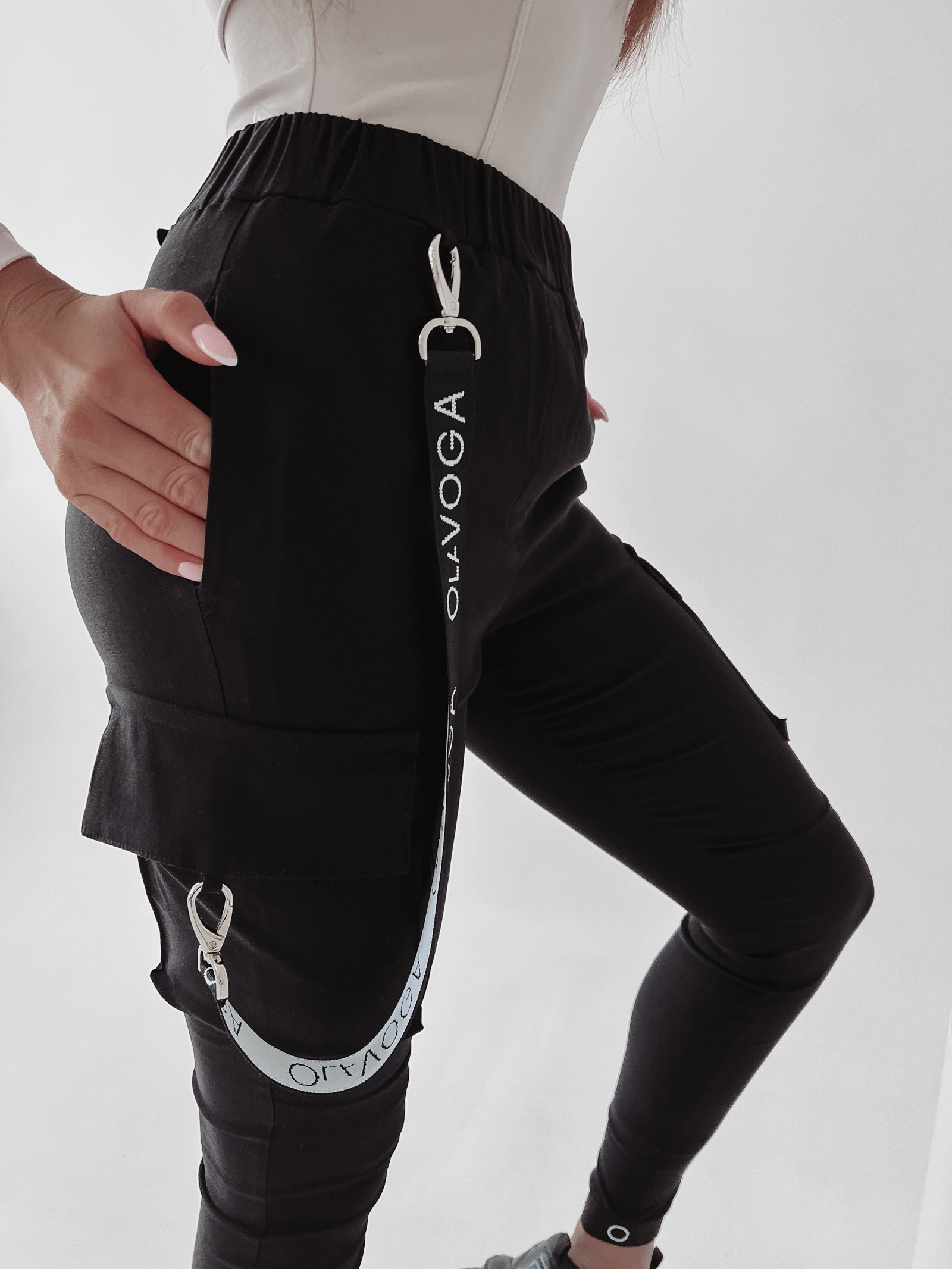 Spodnie bojówki Tris Ola Voga czarne Spodnie bojówki Tris Ola Voga czarne