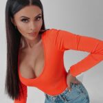 Body gładkie Alora Ola Voga neonowy pomarańcz