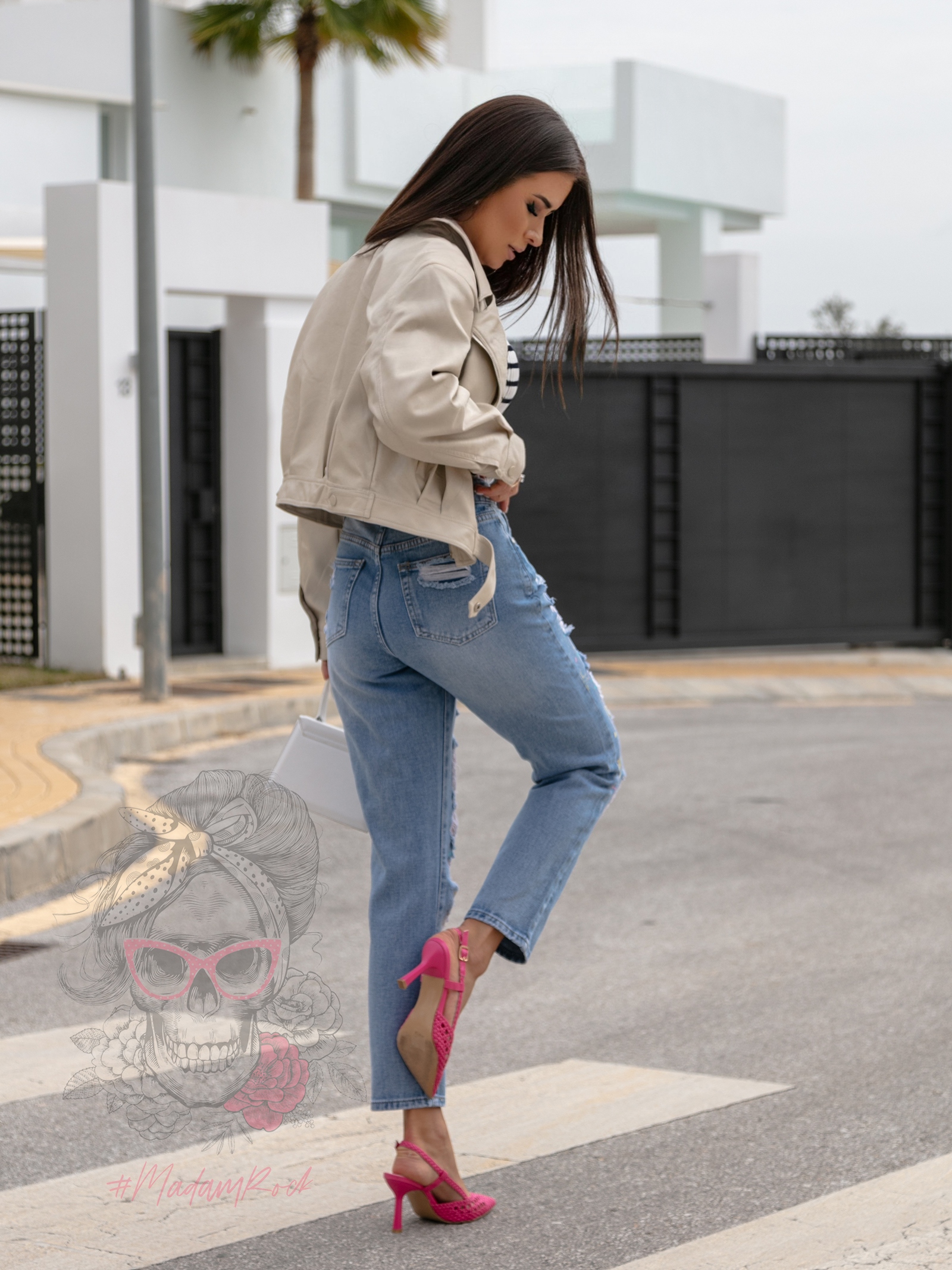 Spodnie jeansowe z farbą Falei niebieskie Spodnie jeansowe z farbą Falei niebieskie