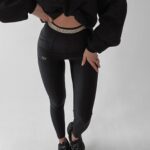 Legginsy z przeszyciami Larissa Ola Voga czarne