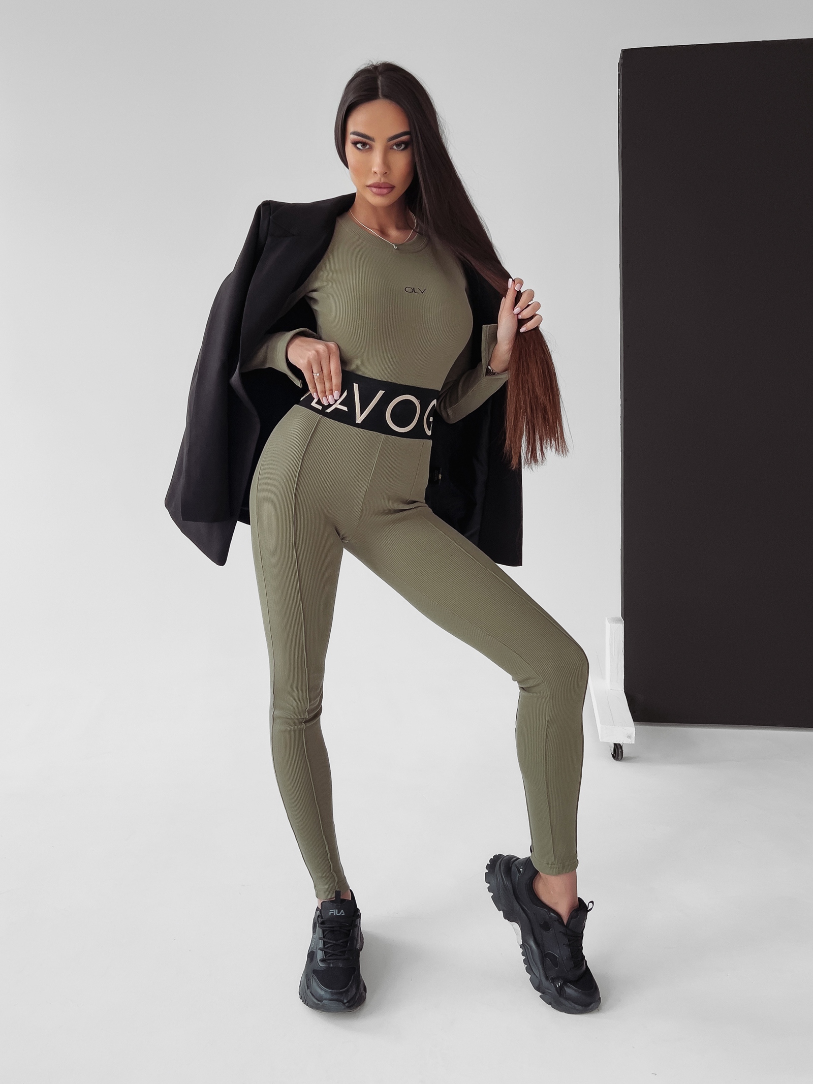 Legginsy prążkowane Susan Ola Voga khaki Legginsy prążkowane Susan Ola Voga khaki