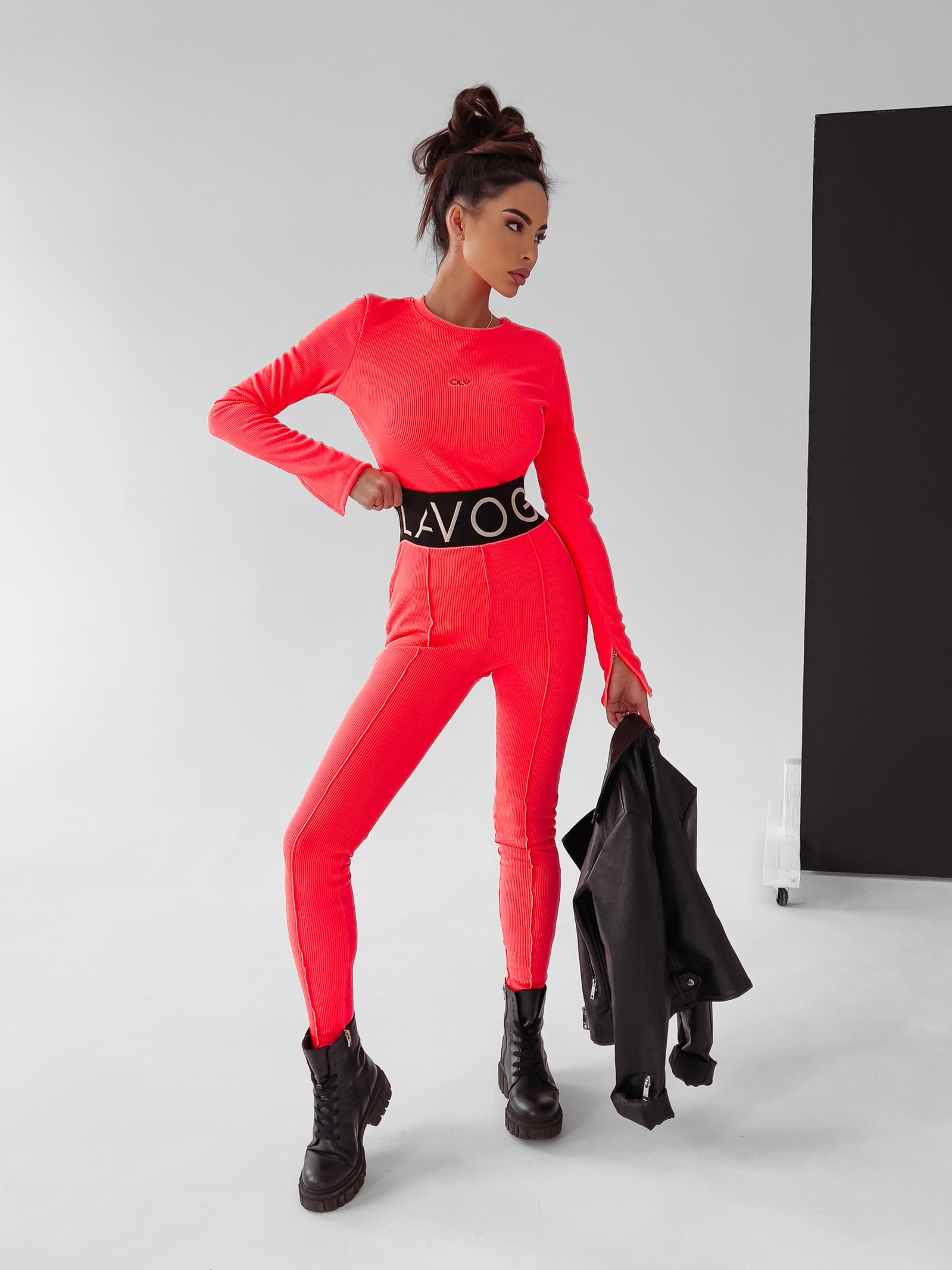 Legginsy prążkowane Susan Ola Voga neonowy róż