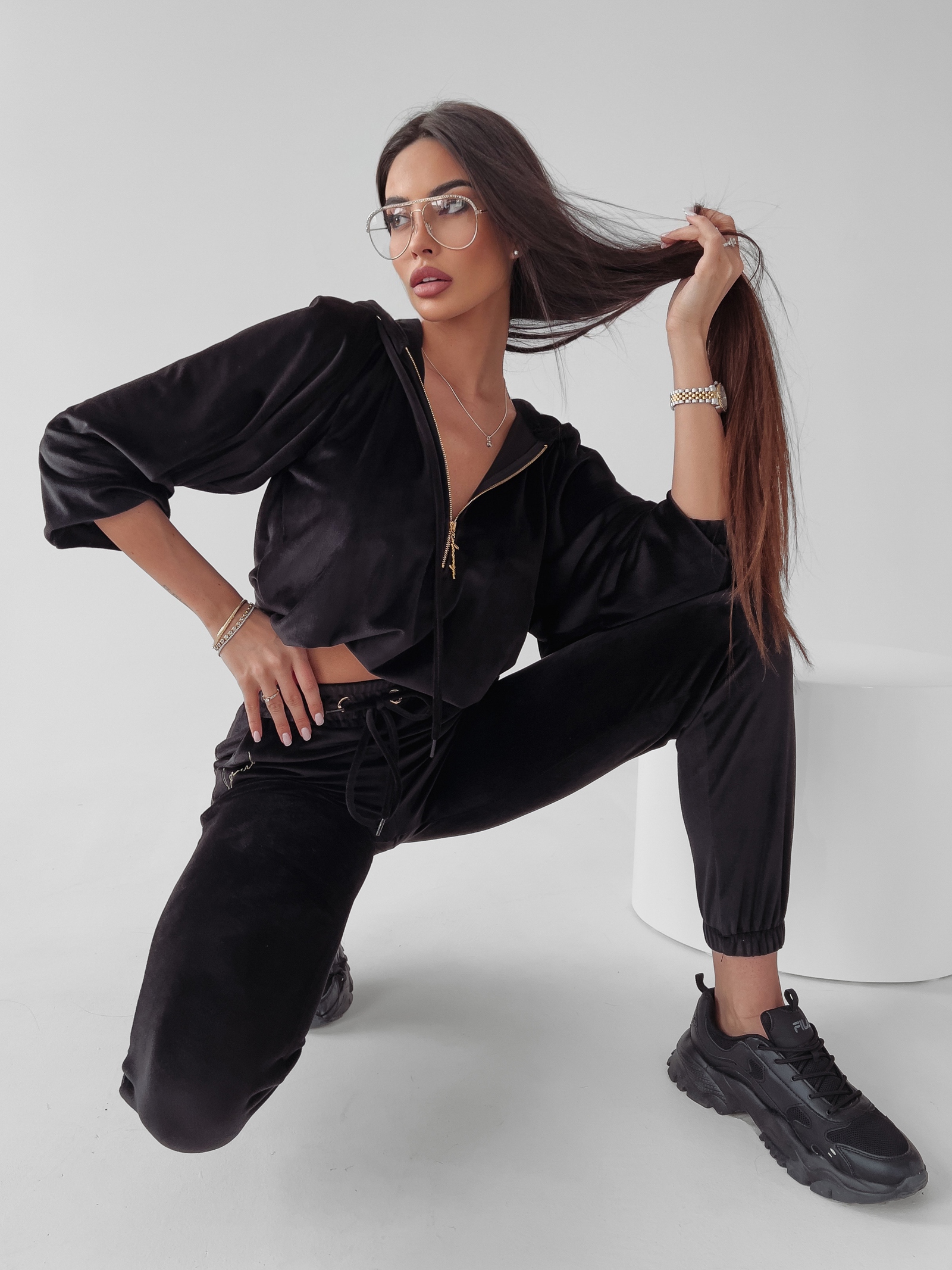 Komplet welurowy Giselle Ola Voga czarny