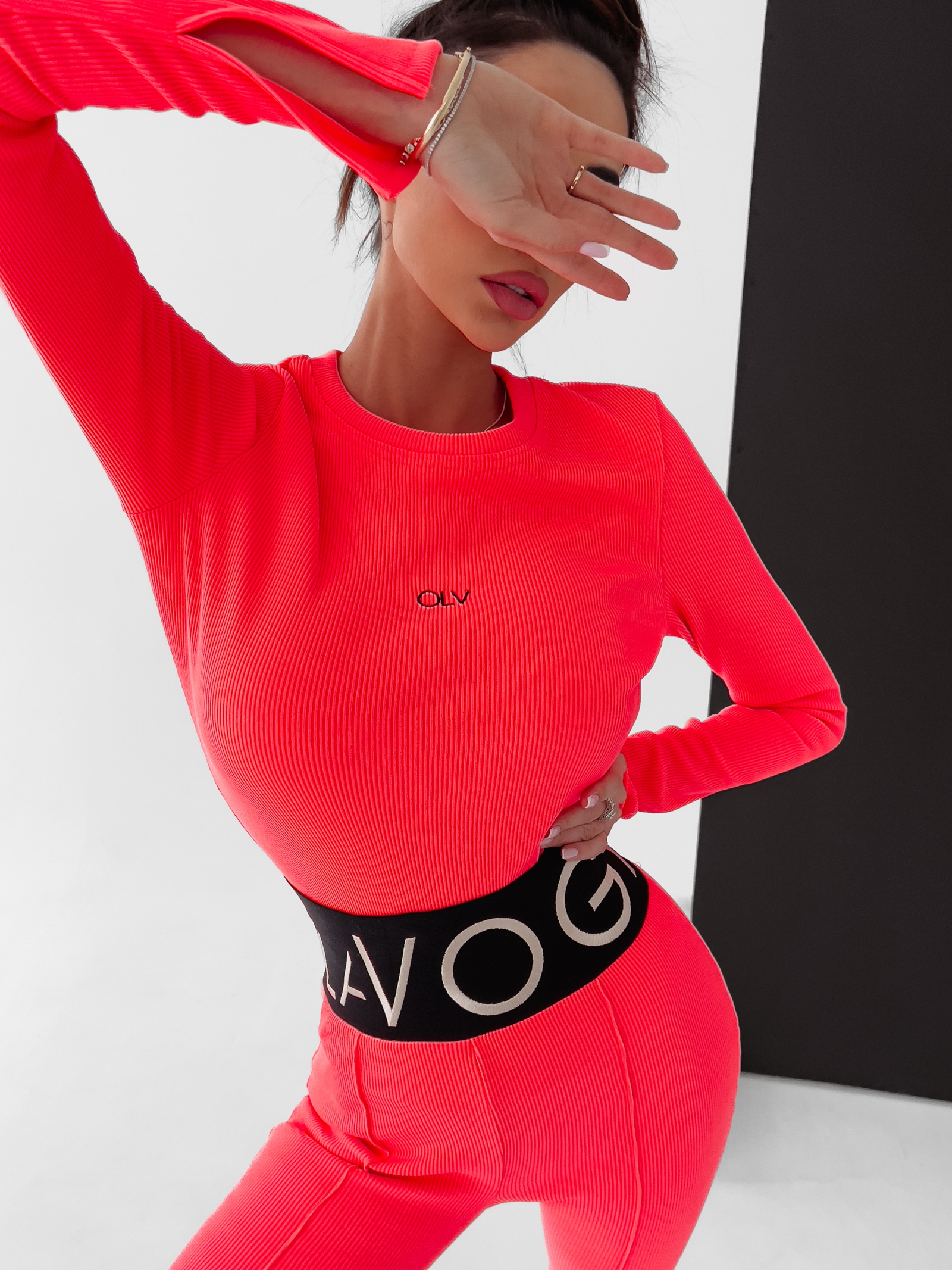 Bluzka prążkowana top Susan Ola Voga neonowy róż Bluzka prążkowana top Susan Ola Voga neonowy róż