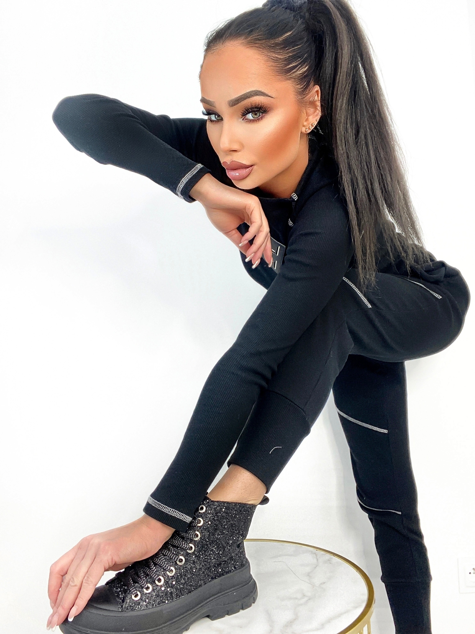 Komplet prążkowany Laki Satempli czarny Komplet prążkowany Laki Satempli czarny