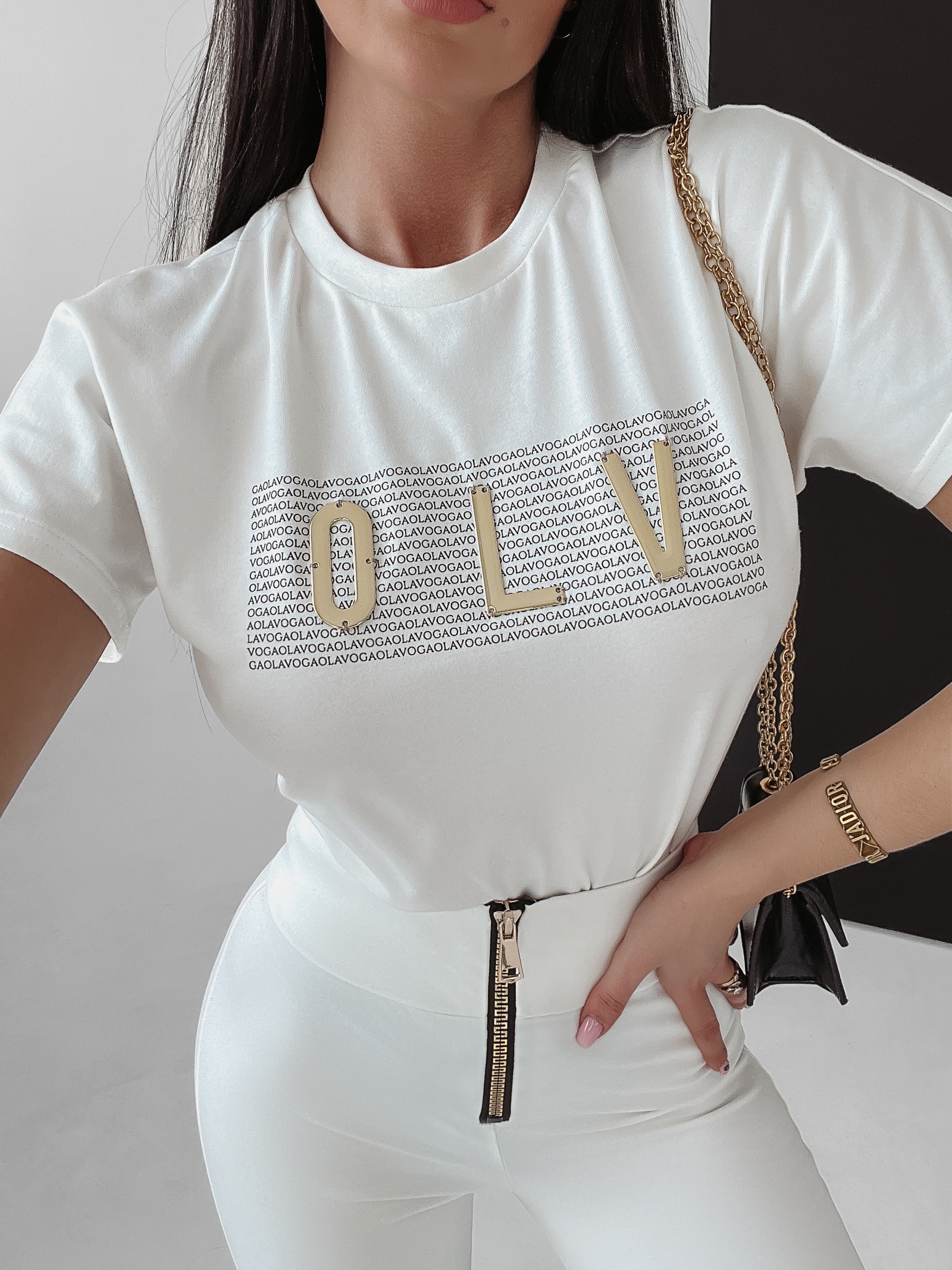 T-shirt bawełniany Betty Ola Voga ecru