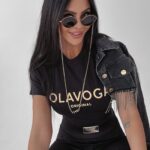 T-shirt basicowy Jolie Ola Voga czarny