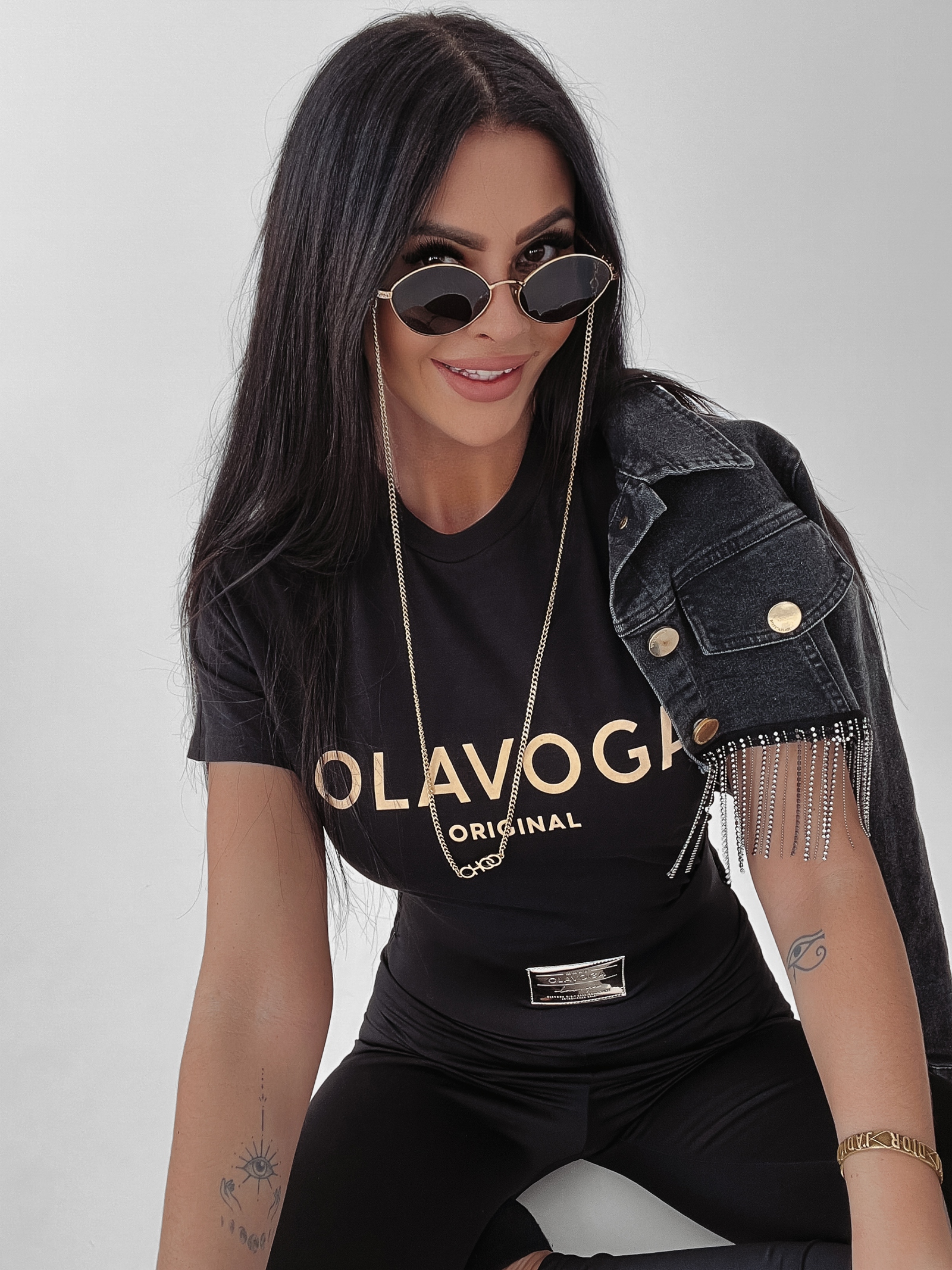 T-shirt basicowy Jolie Ola Voga czarny T-shirt basicowy Jolie Ola Voga czarny