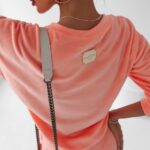 Komplet damski logowany Lilly Ola Voga łososiowy