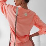 Komplet damski logowany Lilly Ola Voga łososiowy