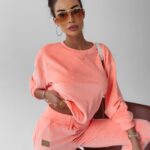 Komplet damski logowany Lilly Ola Voga łososiowy