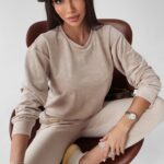 Komplet damski logowany Lilly Ola Voga beżowy