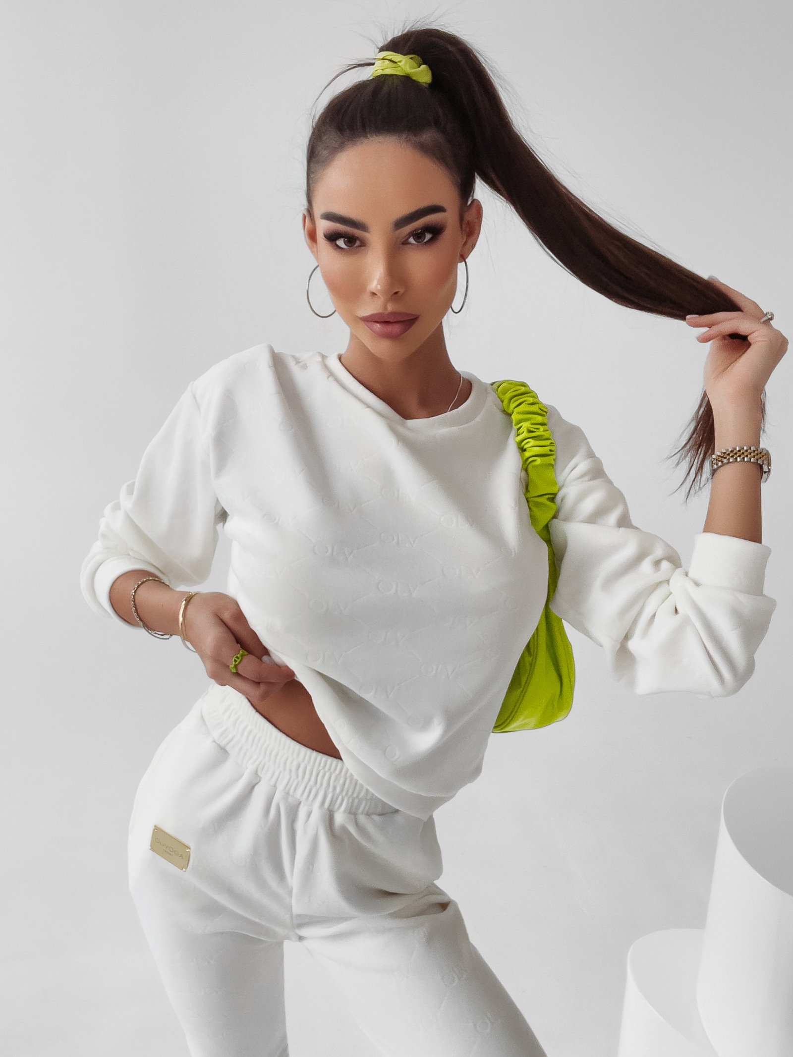 Komplet damski logowany Lilly Ola Voga ecru