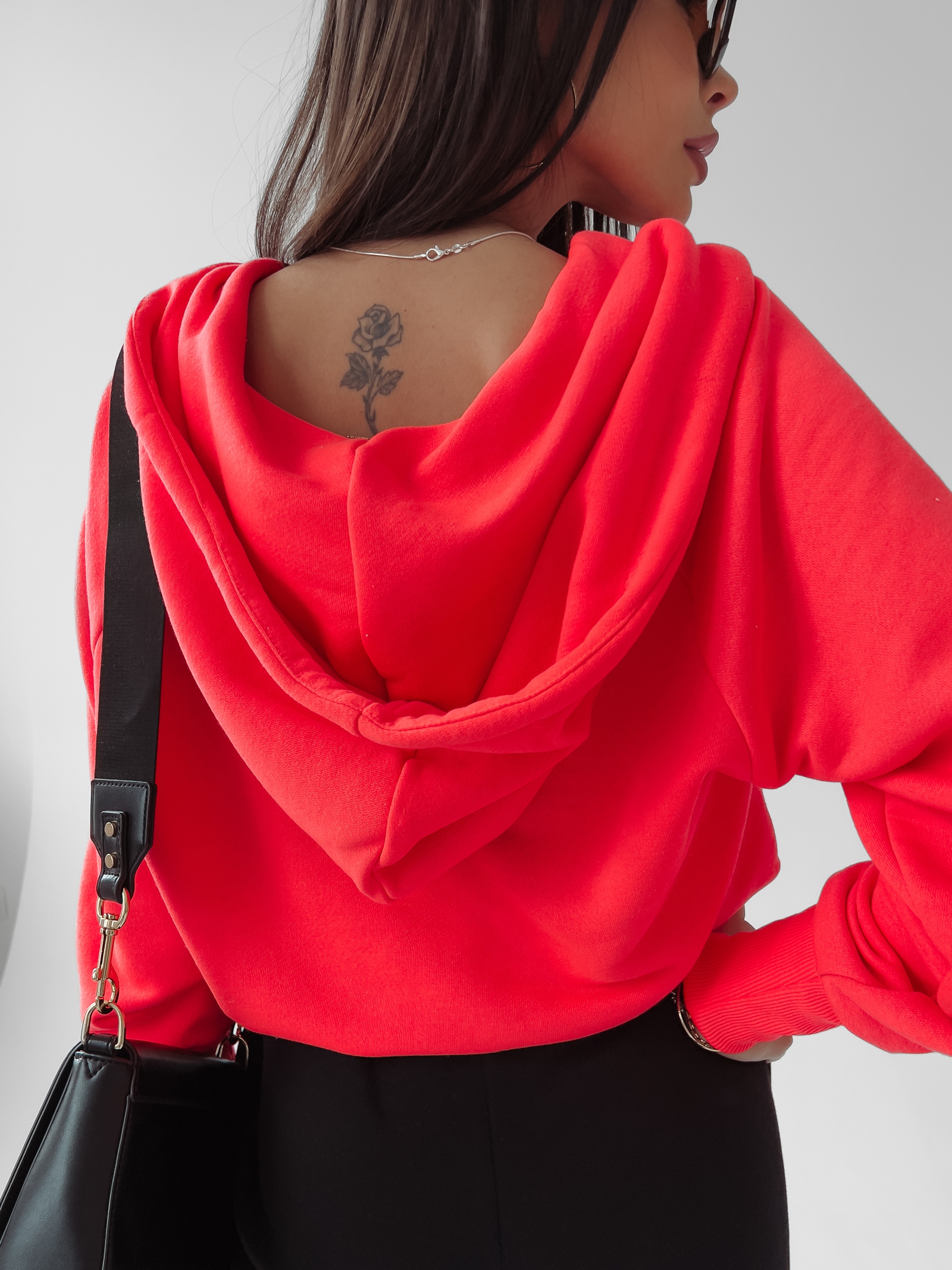 Bluza krótka z kapturem Marma Ola Voga neonowy róż