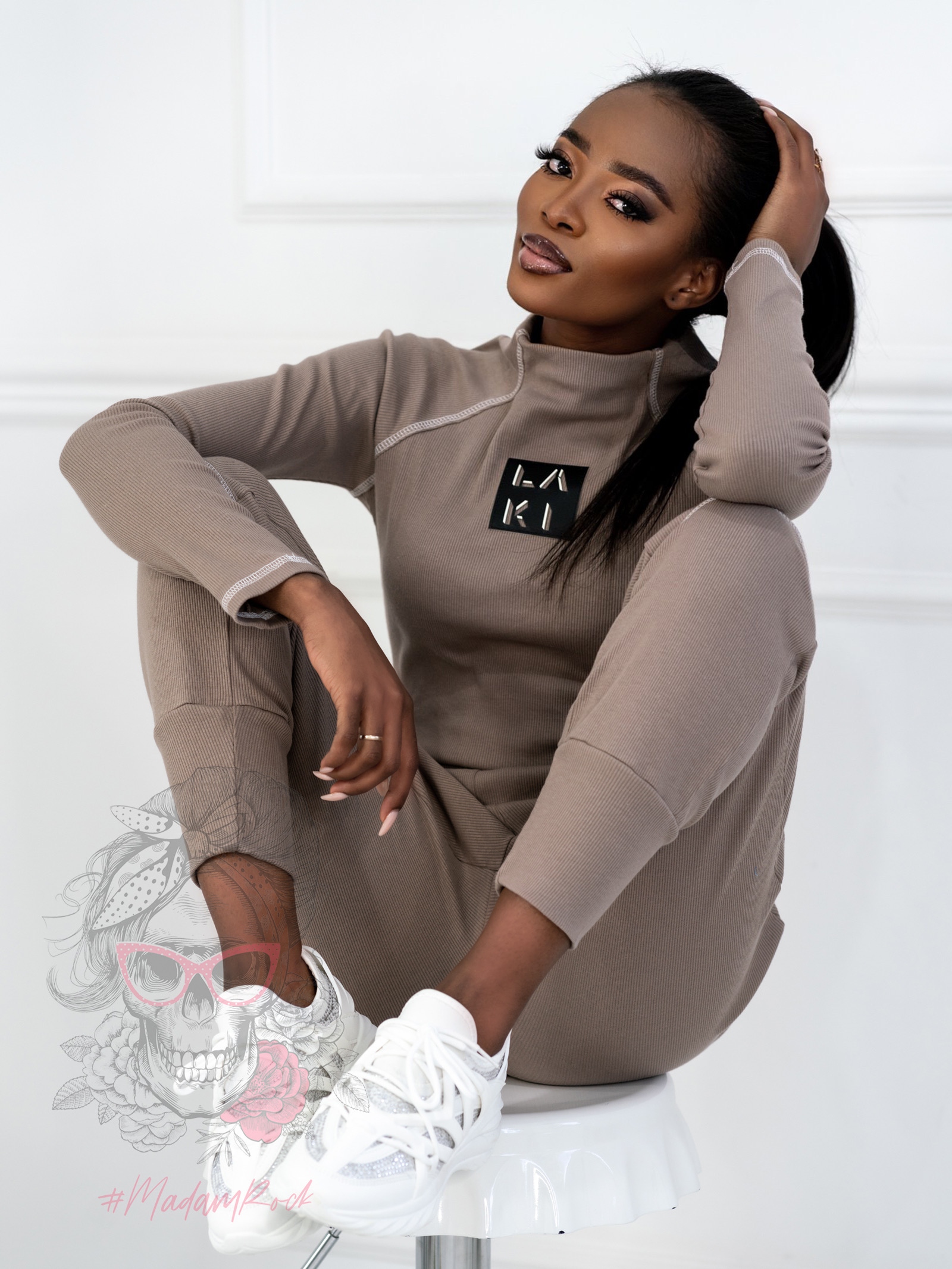 Komplet prążkowany Laki Satempli mocca