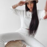 Komplet welurowy Clair Ola Voga ecru