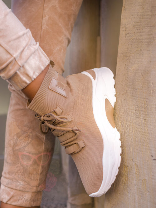 Buty sportowe skarpetki Madam Ortis beżowe