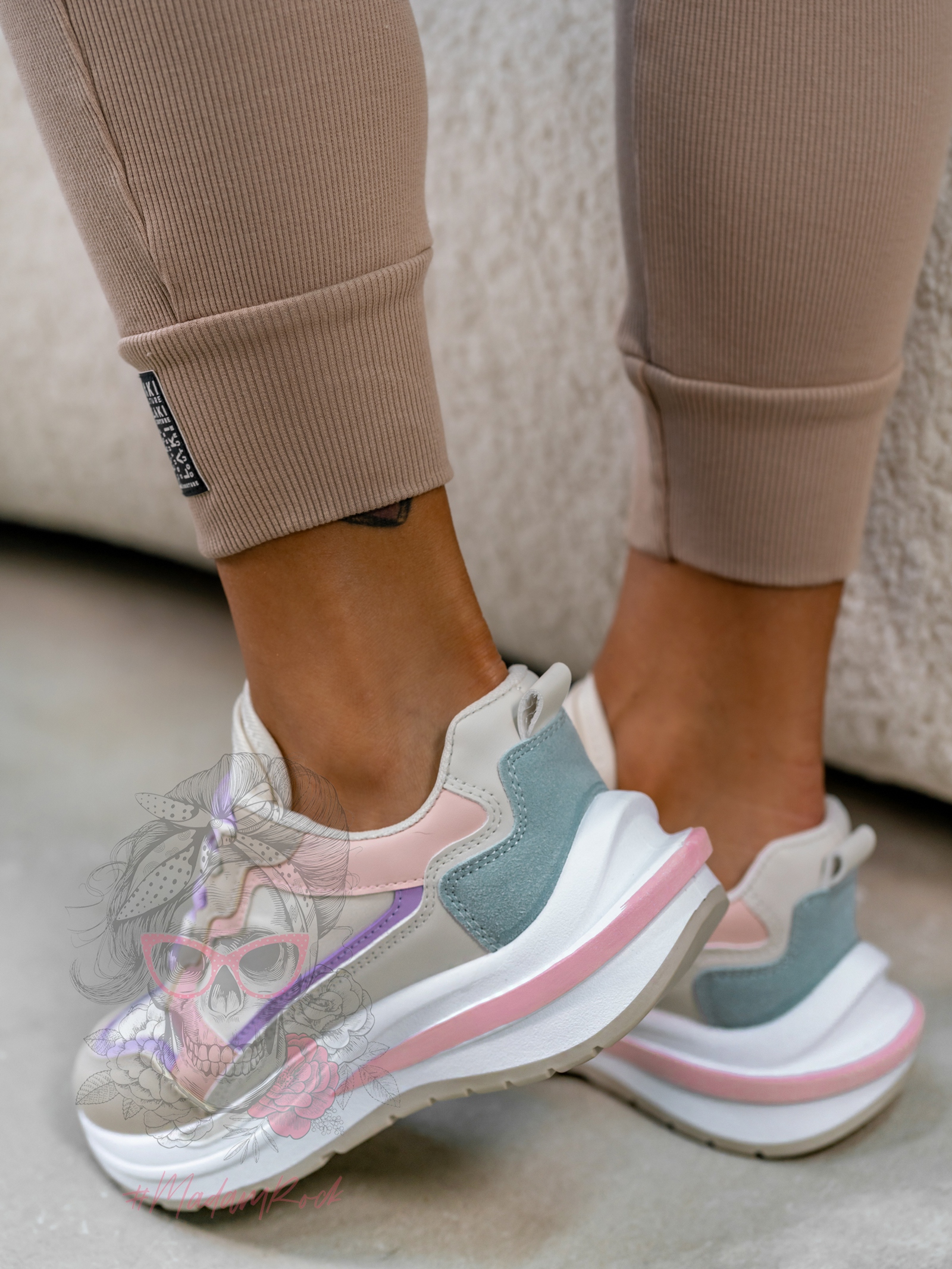 Buty sportowe Madam Vicet pudrowe