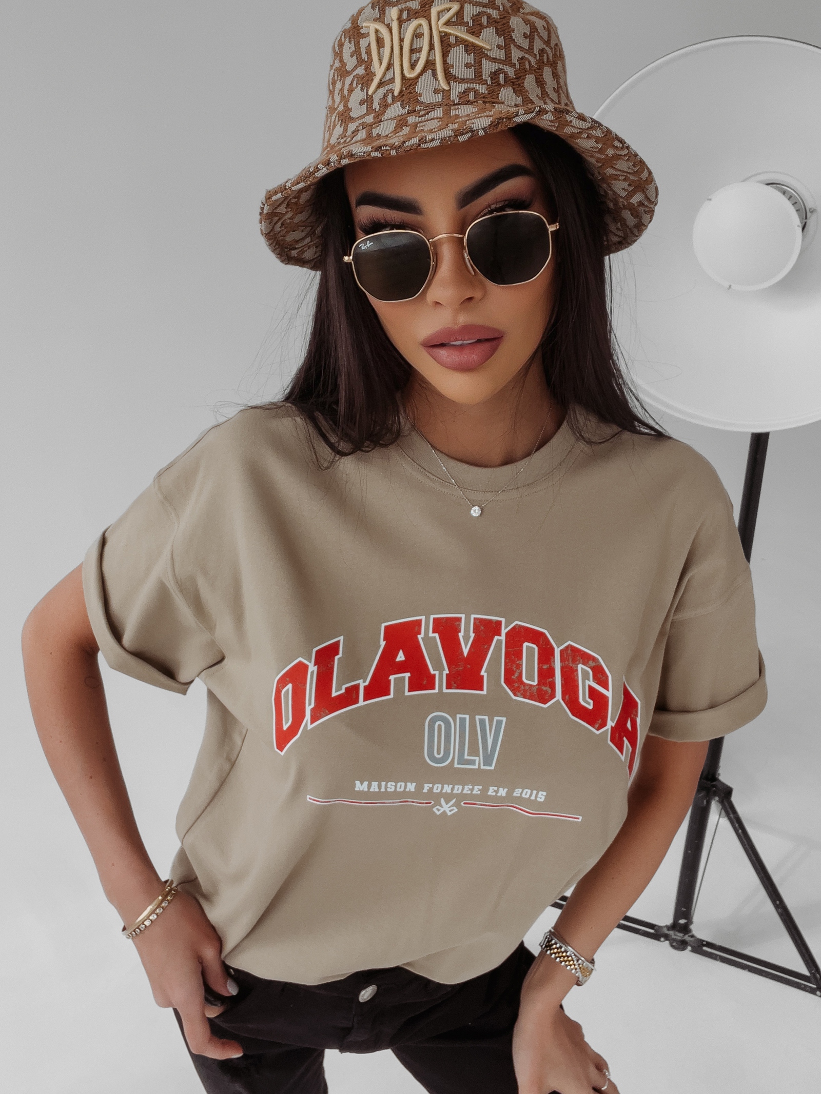 T-shirt oversize Negra Ola Voga khaki