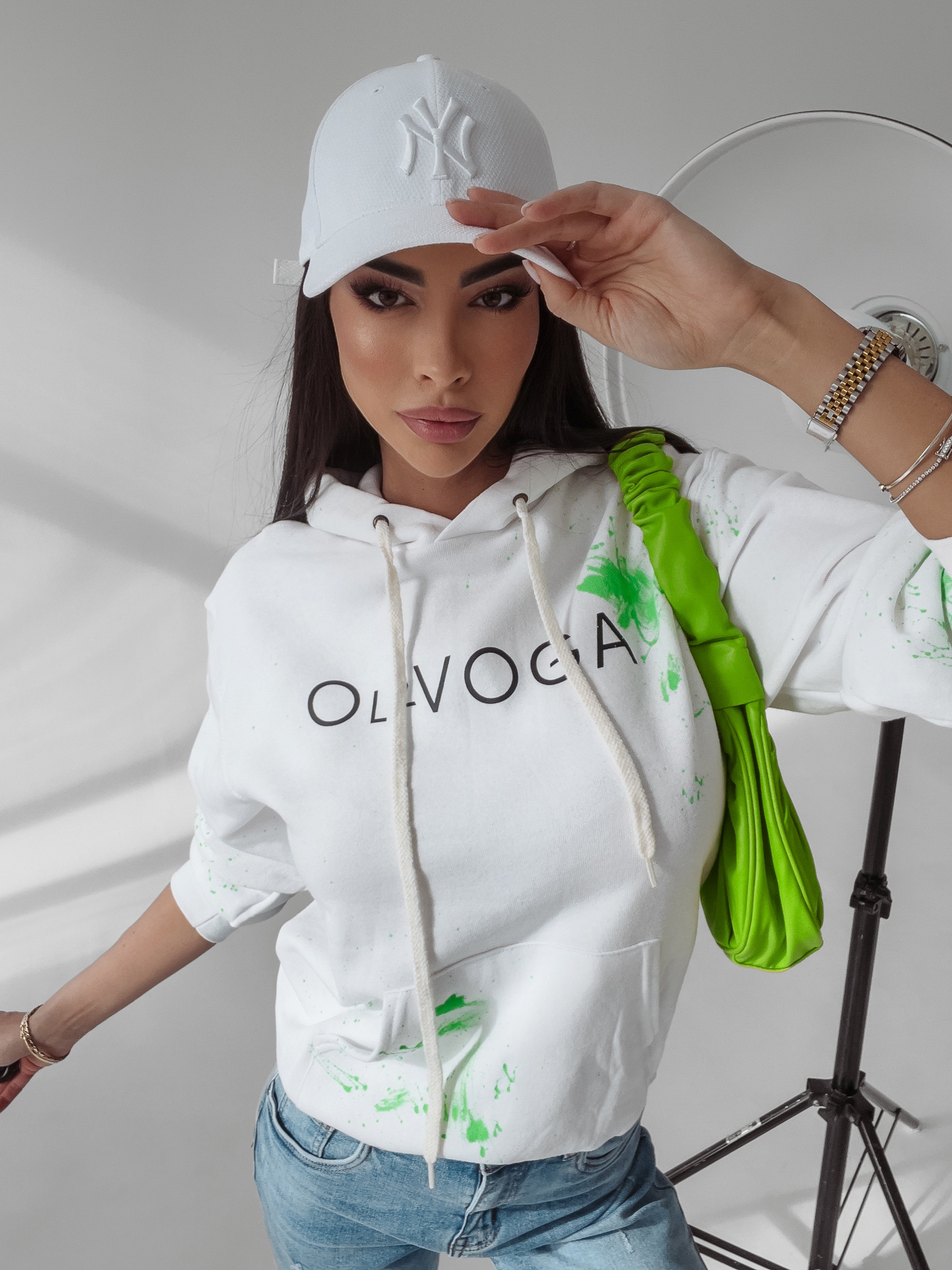 Bluza kangurka Magma Ola Voga ecru-zielona