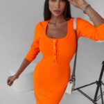 Sukienka dzianinowa prążkowana Marie Ola Voga pomarańczowa