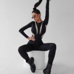 Kombinezon kobiecy dopasowany Madera Ola Voga czarny