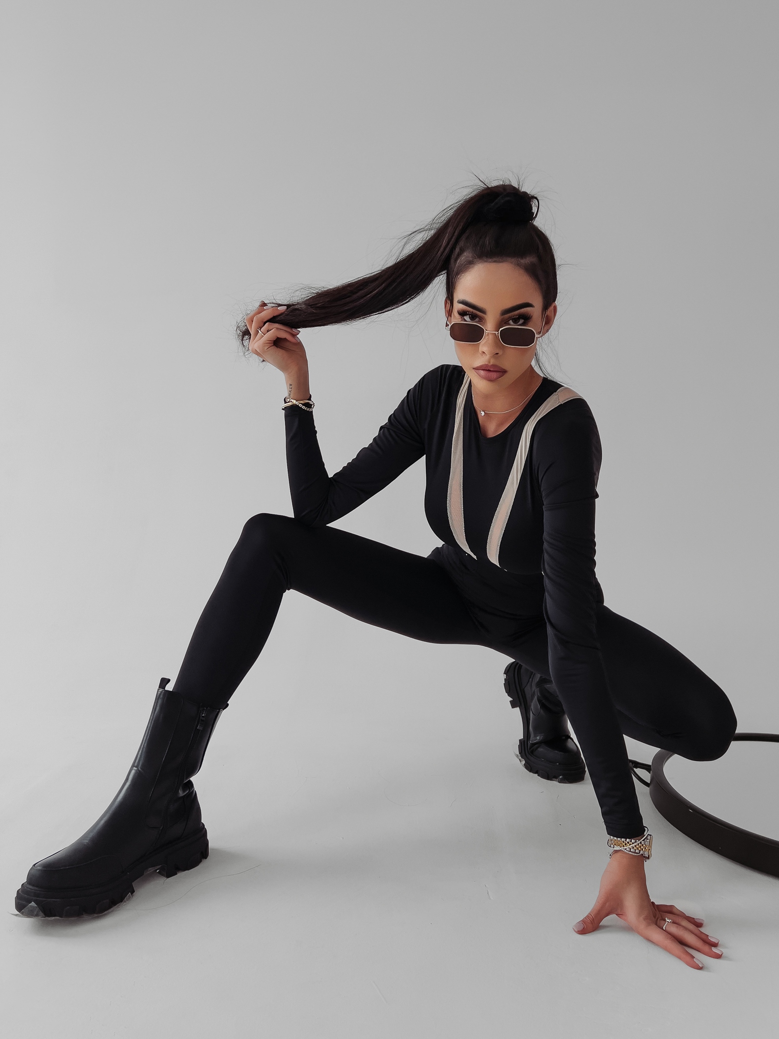 Kombinezon kobiecy dopasowany Madera Ola Voga czarny Kombinezon kobiecy dopasowany Madera Ola Voga czarny