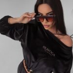 Komplet welurowy Timor Ola Voga czarny