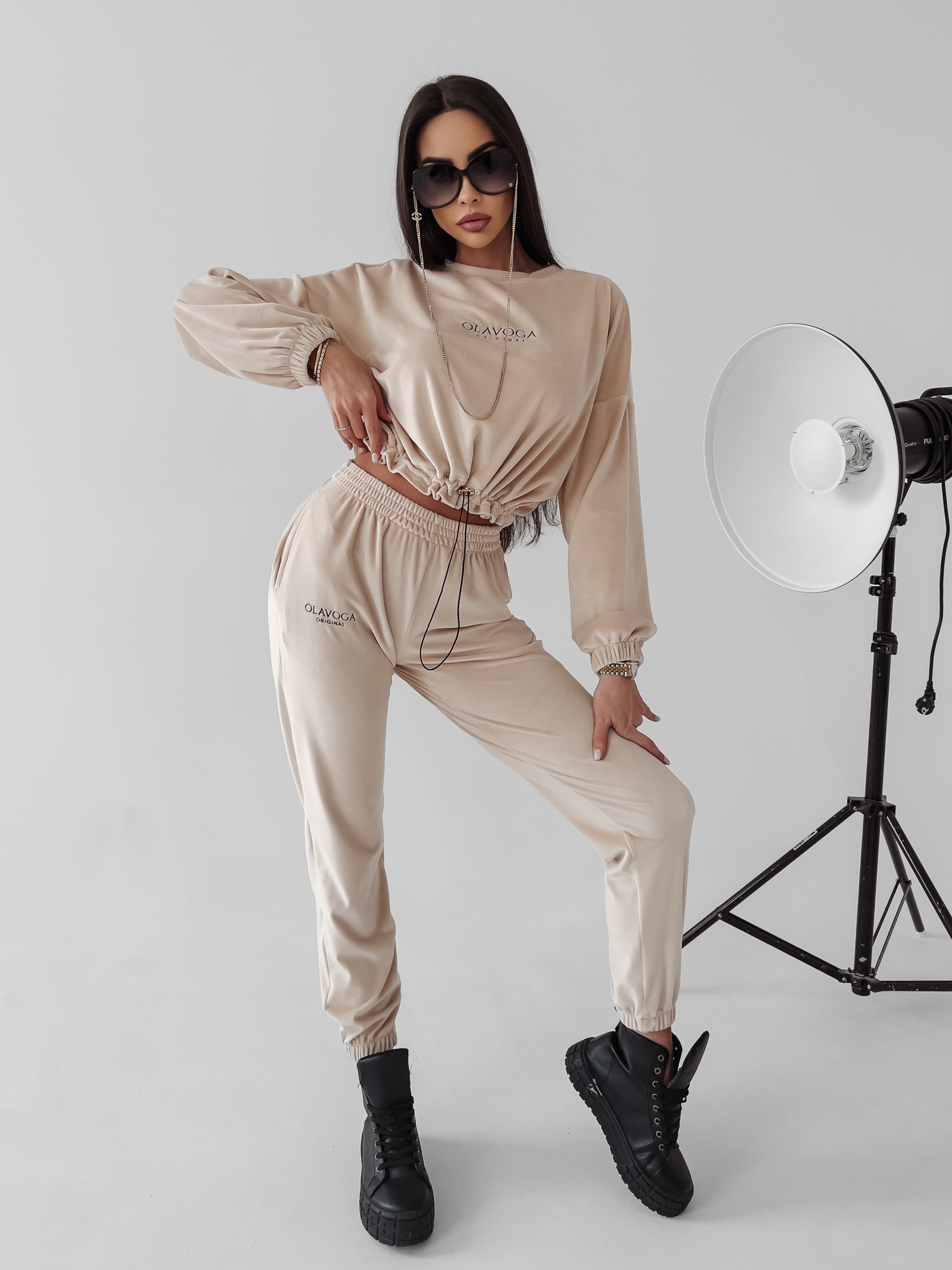 Komplet welurowy Timor Ola Voga beżowy