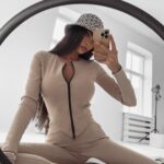 Komplet prążkowany Carole Ola Voga beżowy