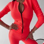 Komplet prążkowany Carole Ola Voga neonowy róż