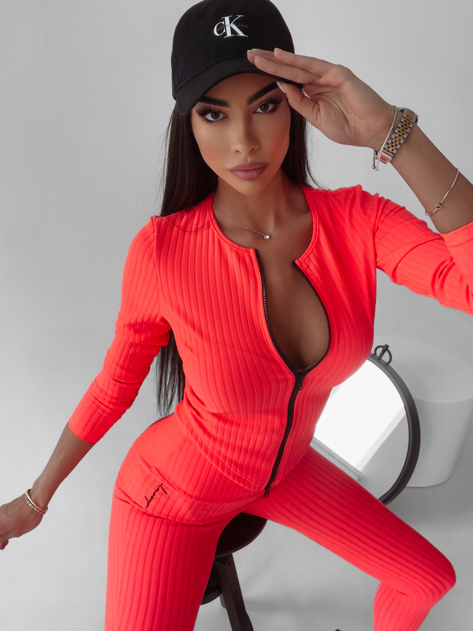 Komplet prążkowany Carole Ola Voga neonowy róż Komplet prążkowany Carole Ola Voga neonowy róż