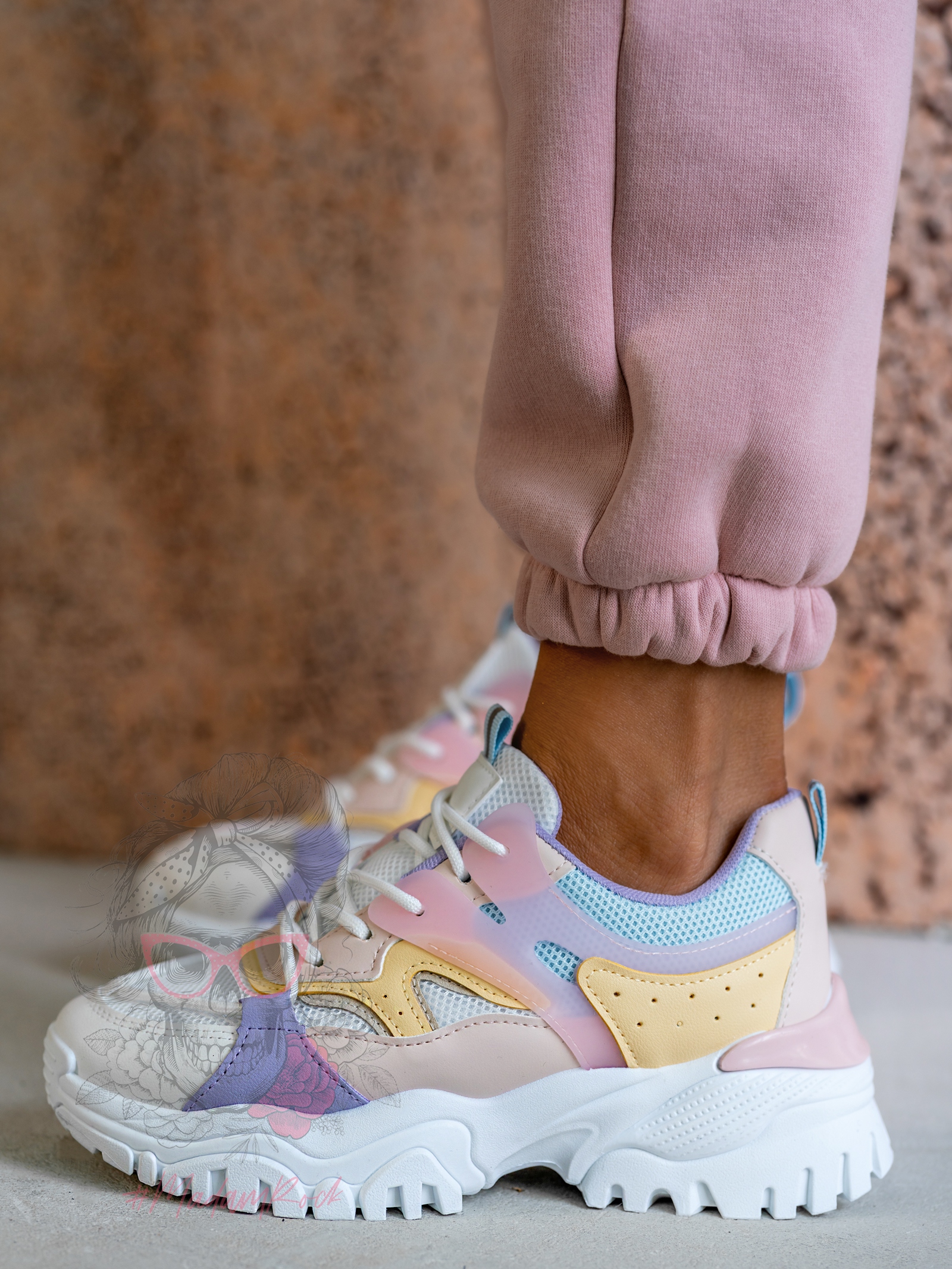 Buty sportowe Madam Cakes pudrowe Buty sportowe Madam Cakes pudrowe