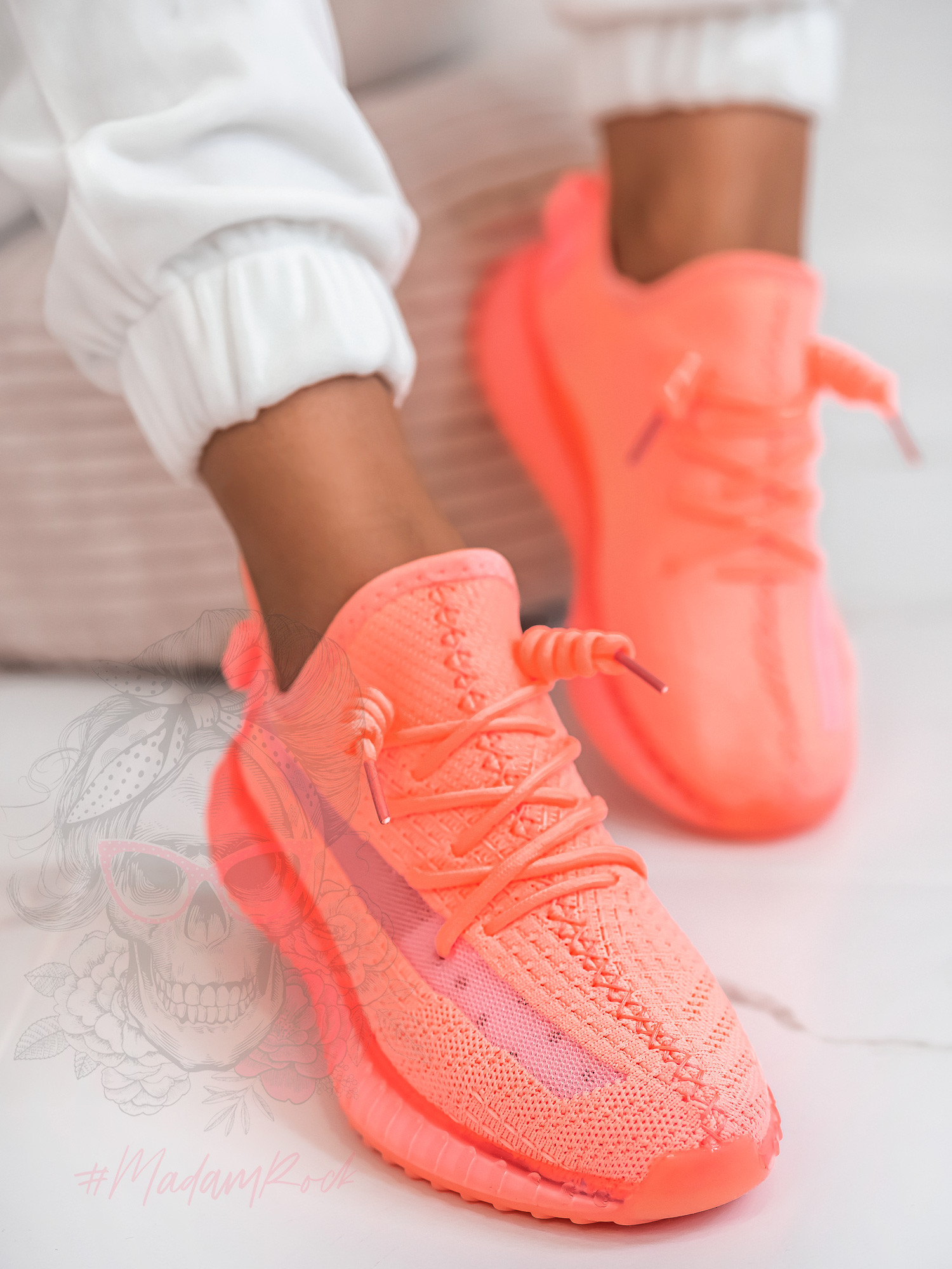 Buty sportowe Madam Faxe neonowy róż