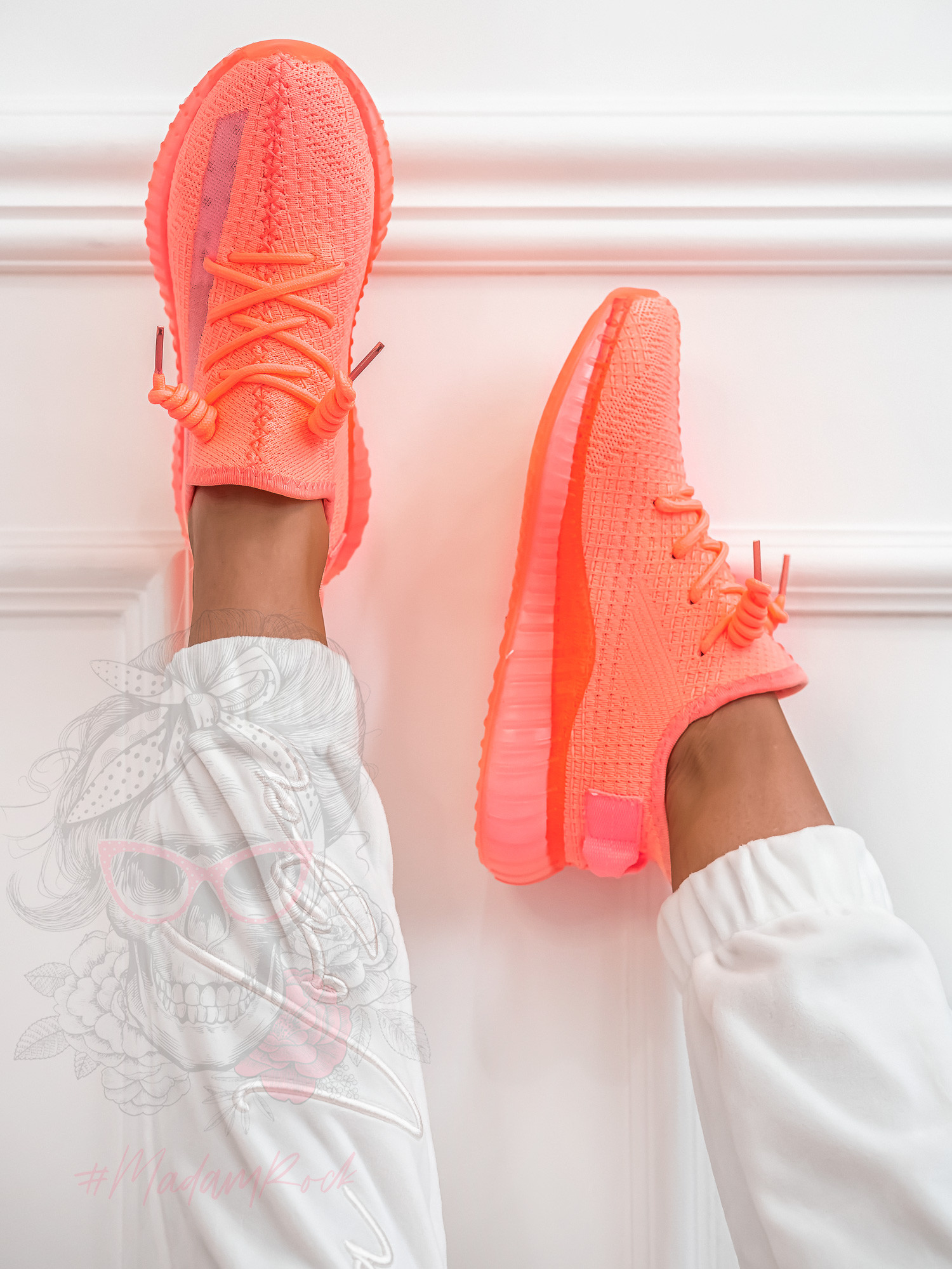 Buty sportowe Madam Faxe neonowy róż