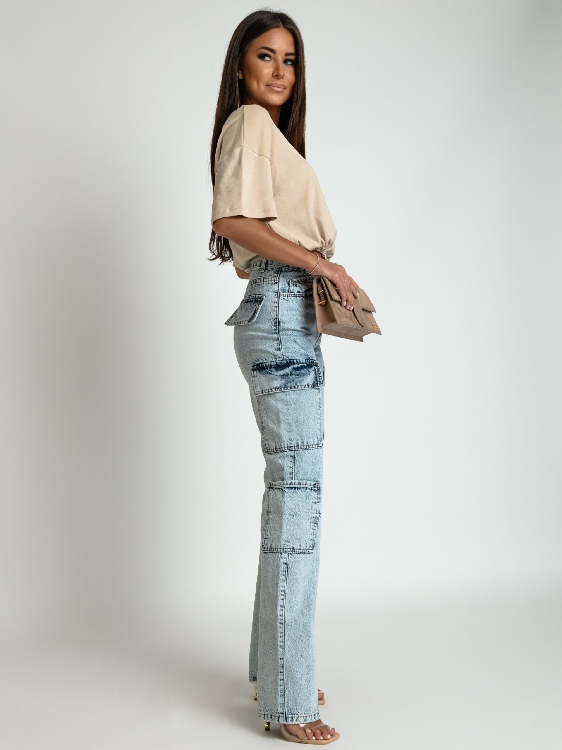 Crop top ze ściąganiem w pasie YoYo beżowy Crop top ze ściąganiem w pasie YoYo beżowy