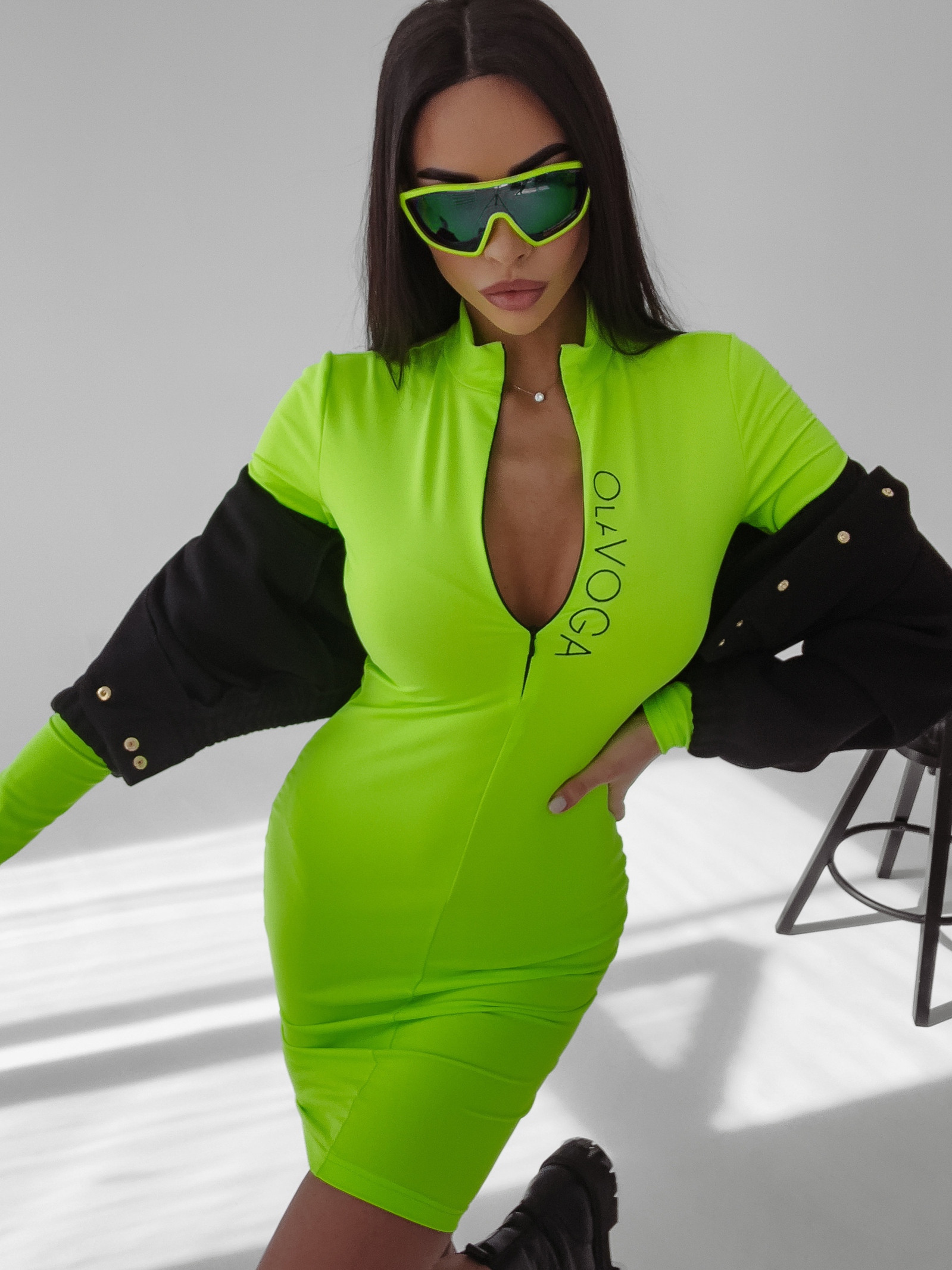 Sukienka dopasowana sportowa Ava Ola Voga limonkowa Sukienka dopasowana sportowa Ava Ola Voga limonkowa