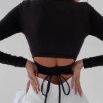 Bluzka z wiązaniem Frances Ola Voga czarna