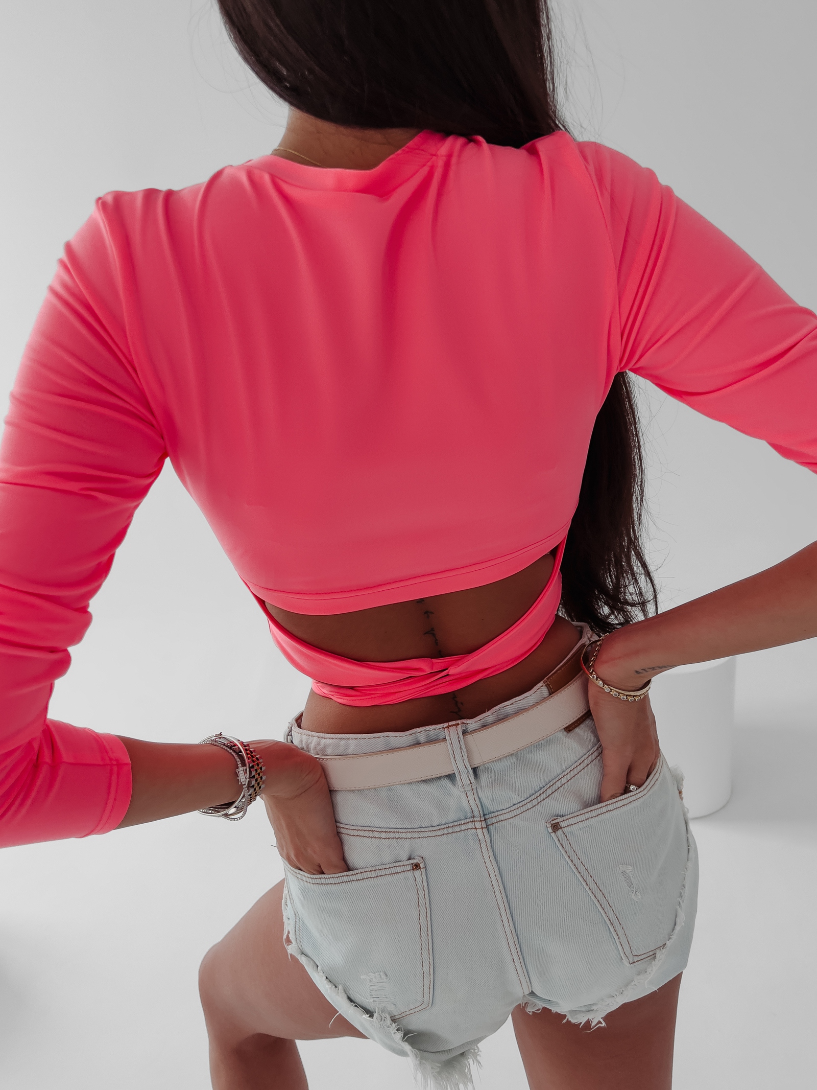 Bluzka z wiązaniem Frances Ola Voga neonowy róż