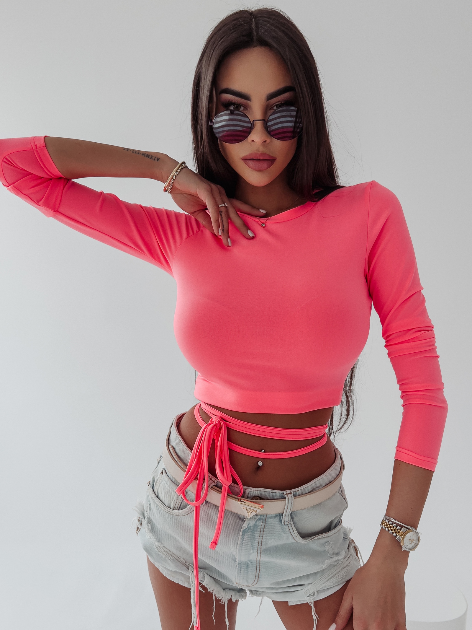 Bluzka z wiązaniem Frances Ola Voga neonowy róż