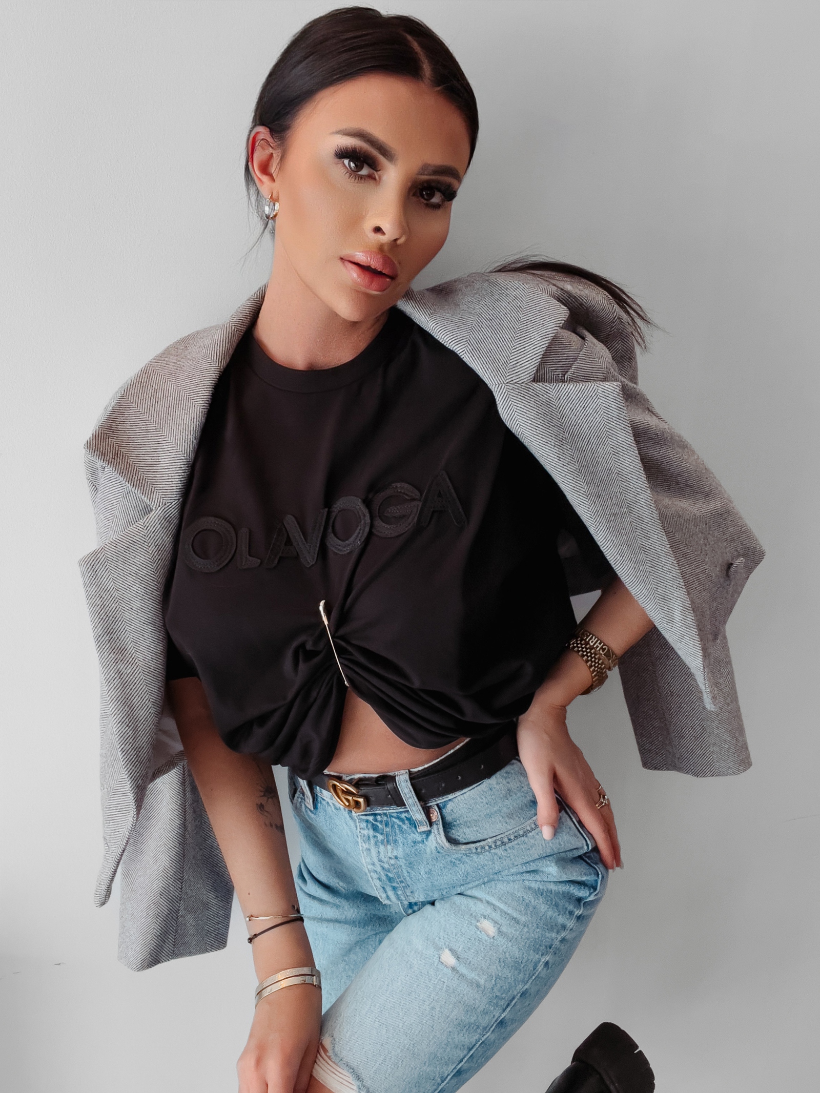 T-shirt klasyczny Kayla Ola Voga czarny