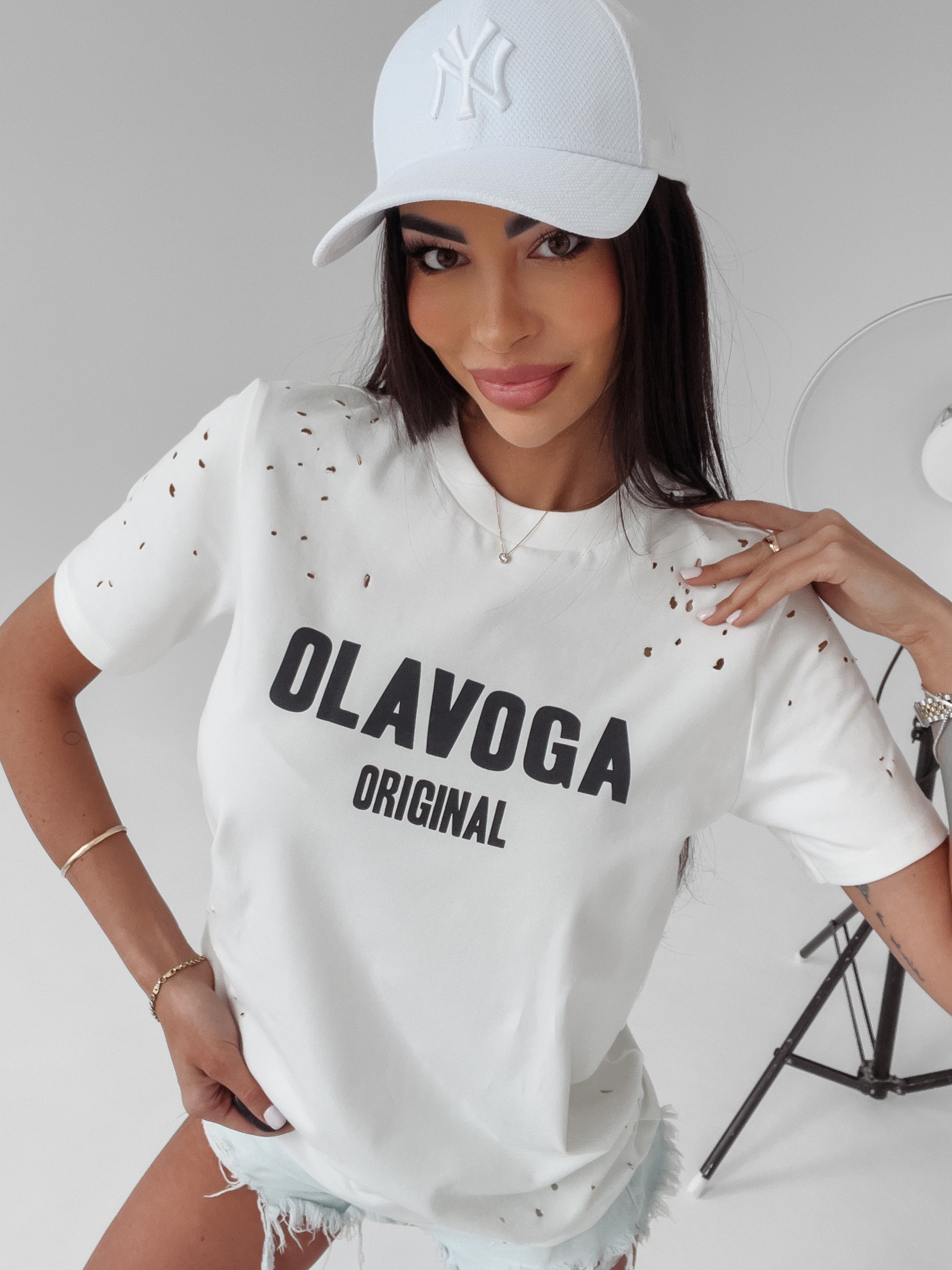T-shirt z wycięciami Jo Ola Voga ecru