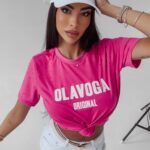 T-shirt z wycięciami Jo Ola Voga amarantowy