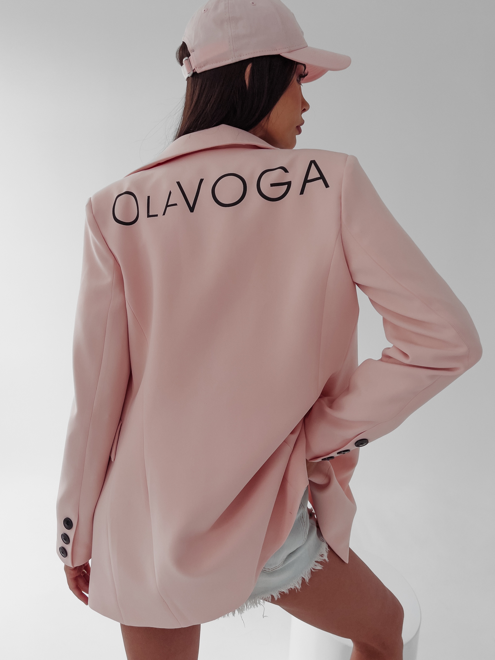 Marynarka taliowana Lara Ola Voga pudrowa